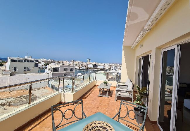 Apartamento en Arrecife - El Charco de San Ginés! Apartamento con impresionante terraza y vistas al mar!