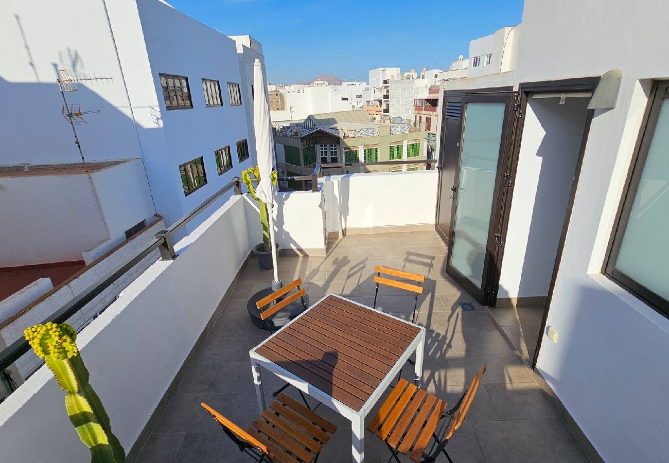 Ferienwohnung in Arrecife - Arrecife. Zentral gelegenes Apartment mit Terrasse!