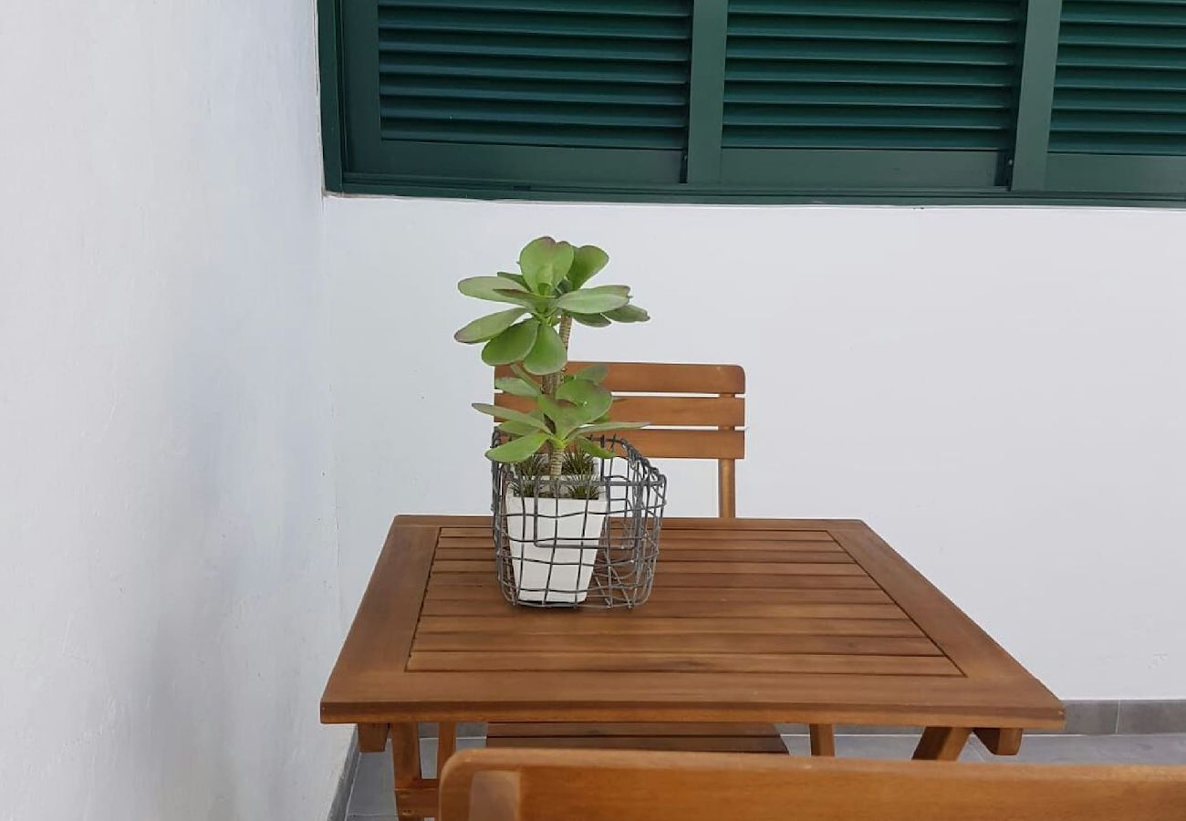 Ferienwohnung in Tías - Volcan de Tilama 0. Playa Chica 2 min