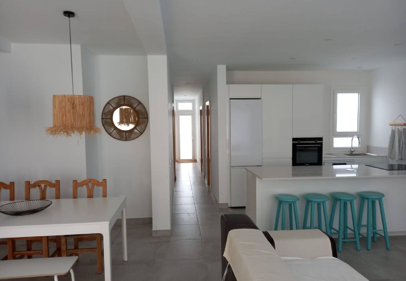 Maison à  Famara - Caleta de Famara. Maison accueillante et spacieuse !