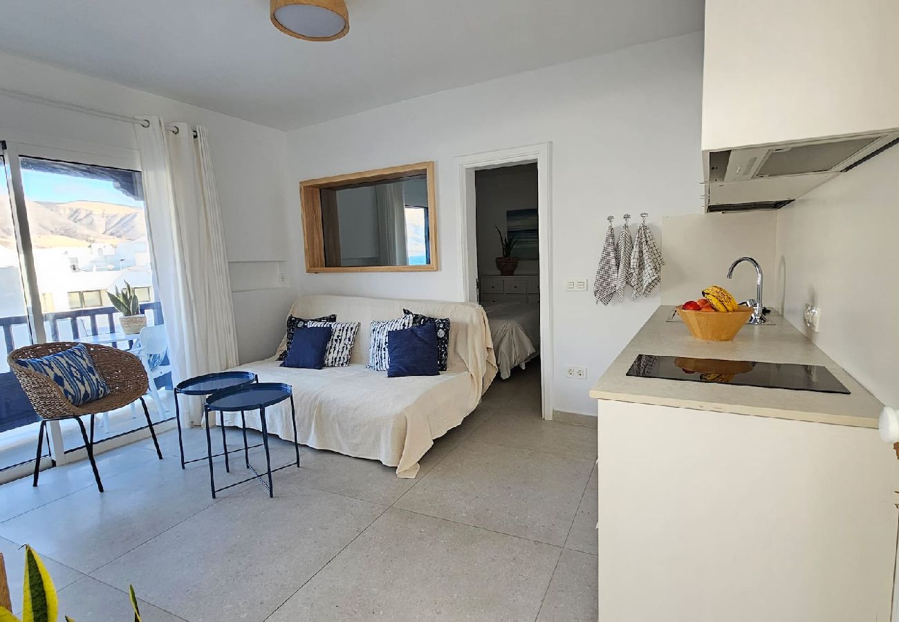 Appartement à  Famara - Caleta de Famara. En première ligne de plage avec balcon !