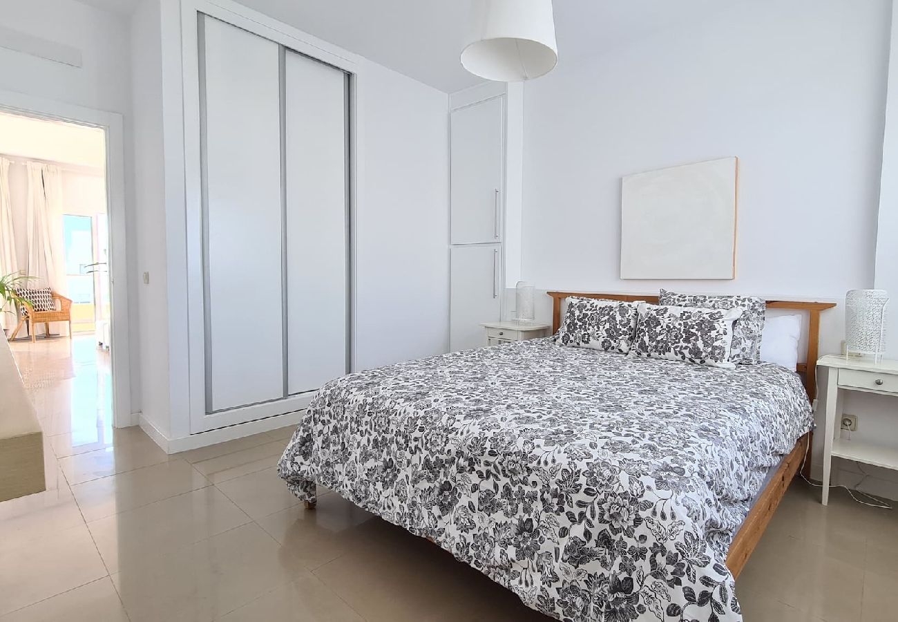 Appartement à Arrecife - El Charco de San Ginés ! Appartement avec une terrasse impressionnante et vue sur la mer!