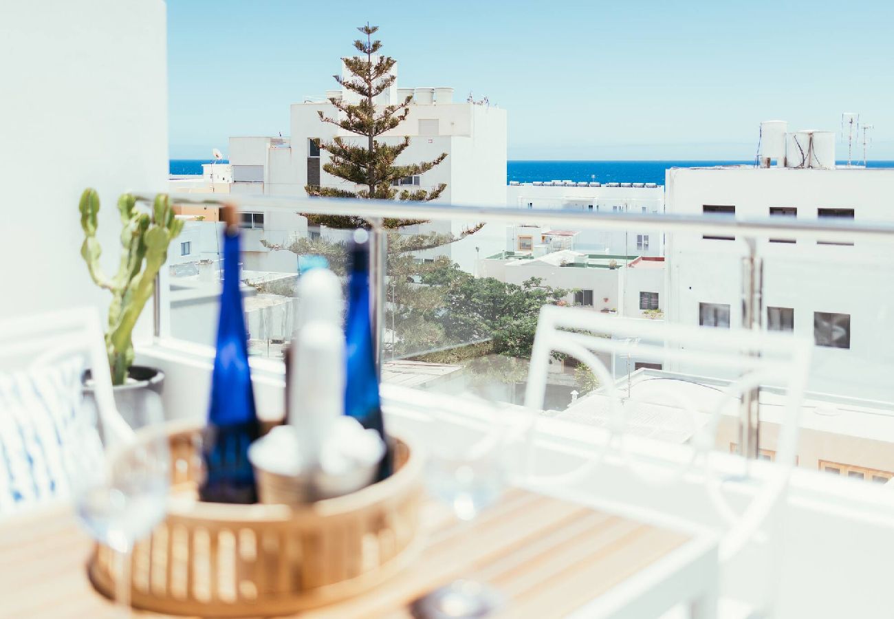 Appartamento a Arrecife - El Charco de San Ginés. Appartamento con vista sul mare!