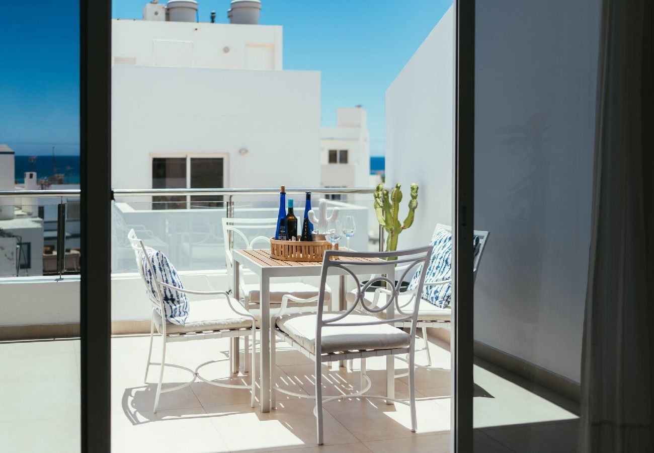 Appartamento a Arrecife - El Charco de San Ginés. Appartamento con vista sul mare!