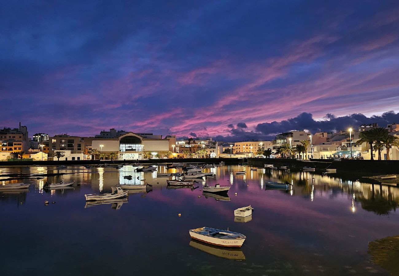 Appartamento a Arrecife - El Charco de San Ginés! Appartamento con terrazza mozzafiato e vista sul mare!